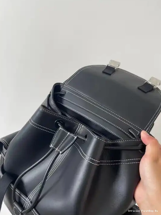 Official FirstBag Ru Burberry Backpack-28*15*42CM 0522